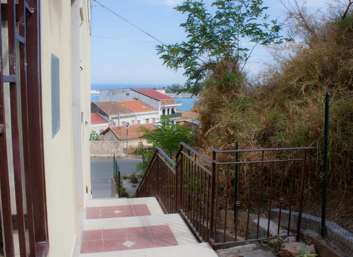 Bed & Breakfast Lighea จีอาร์ดีนี นักซอส ภายนอก รูปภาพ