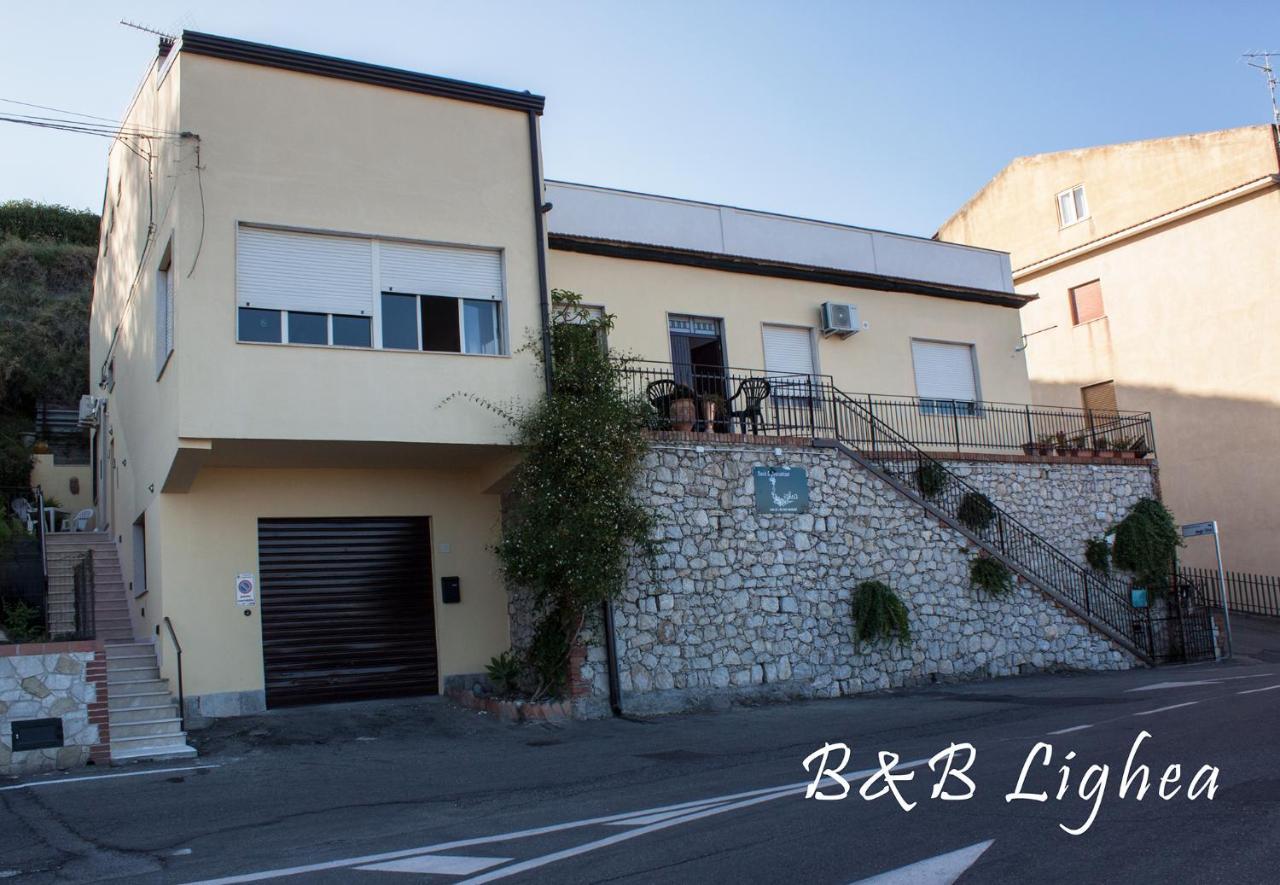 Bed & Breakfast Lighea จีอาร์ดีนี นักซอส ภายนอก รูปภาพ
