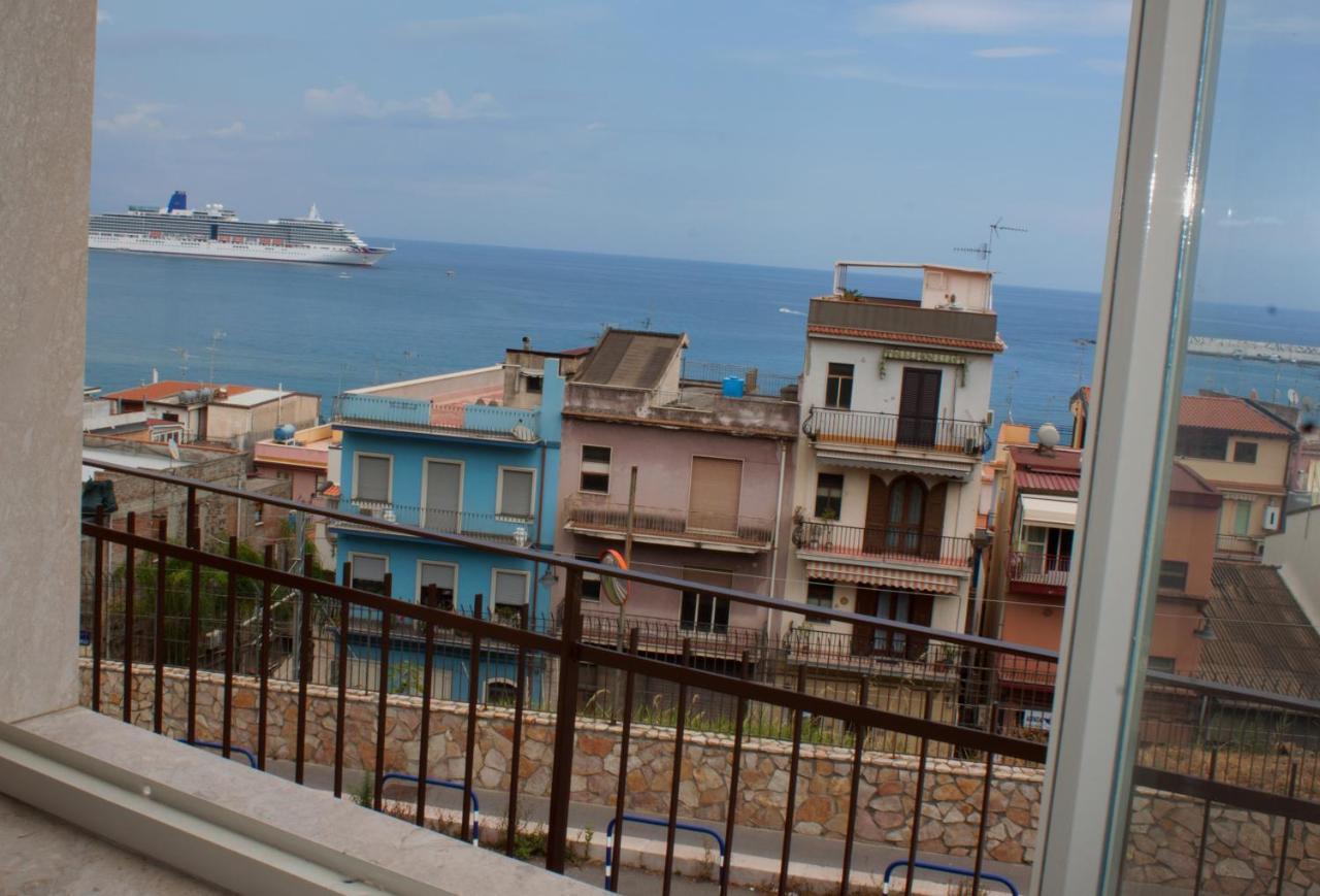 Bed & Breakfast Lighea จีอาร์ดีนี นักซอส ภายนอก รูปภาพ