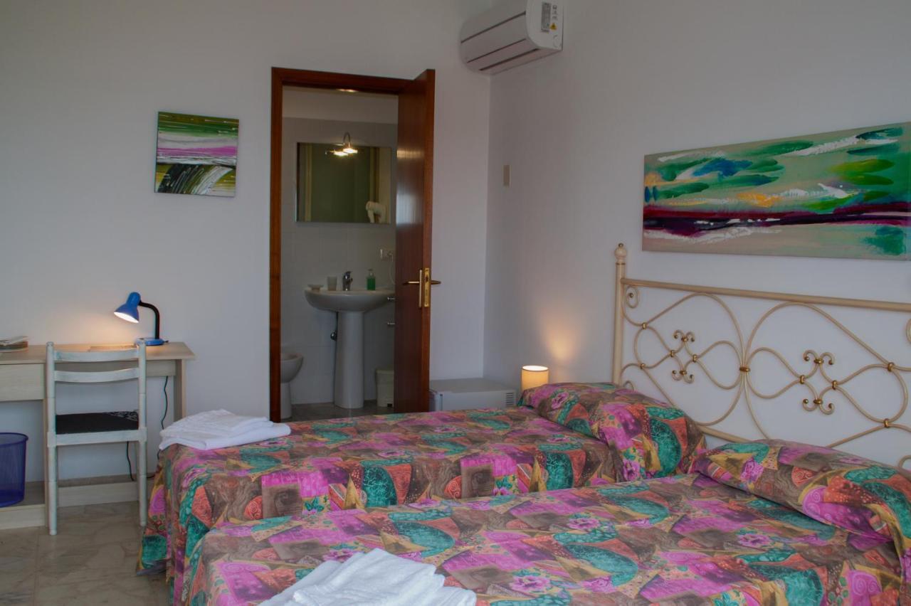 Bed & Breakfast Lighea จีอาร์ดีนี นักซอส ภายนอก รูปภาพ
