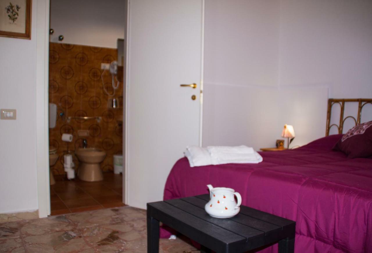 Bed & Breakfast Lighea จีอาร์ดีนี นักซอส ภายนอก รูปภาพ