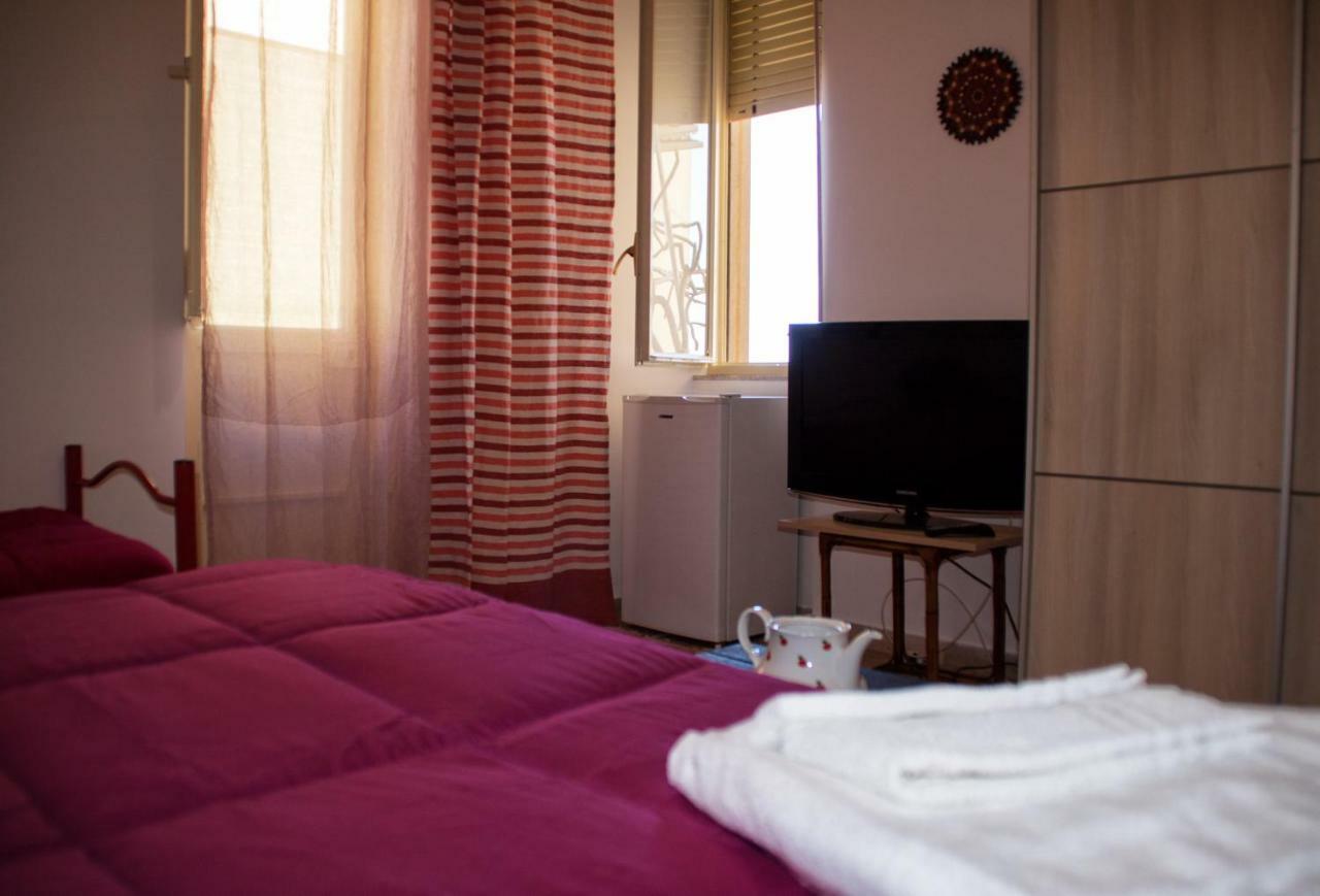 Bed & Breakfast Lighea จีอาร์ดีนี นักซอส ภายนอก รูปภาพ